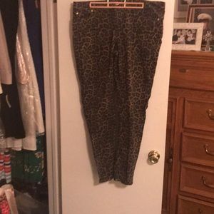 Leopard jeans